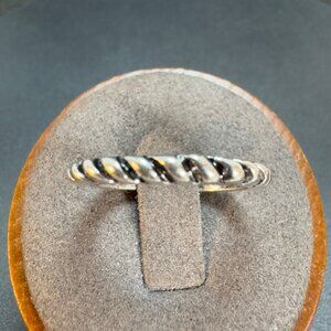 VTG Sterling Silver 925 Twist Design Black Enamel Stackable Ring Size 7